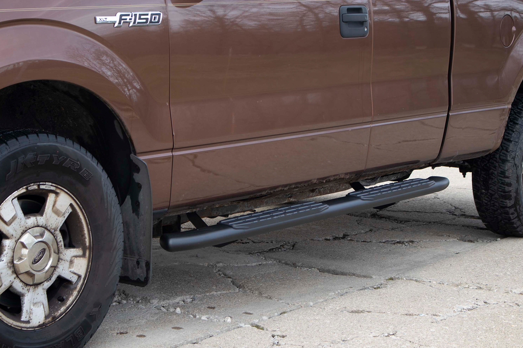 fishbone offroad 5-inch oval side step mounted on ford f-150
