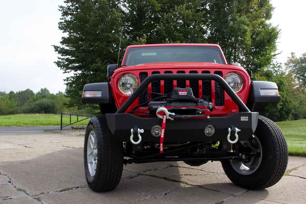 Fishbone Offroad Mako Front Bumper, tailored for Jeep Wrangler JL and Gladiator JT, combining robust protection with sleek design and functionality.